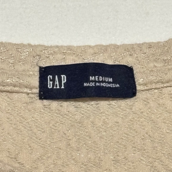 GAP Women Med Beige Sheer Lace Textured Short Sleeve T Shirt Top Y2K - Picture 3 of 6